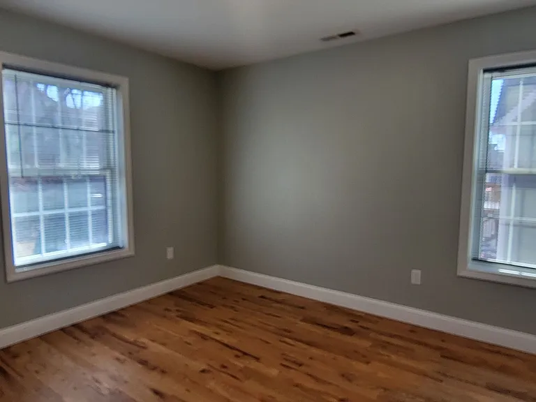 537 Winchester Ave — Photo 11