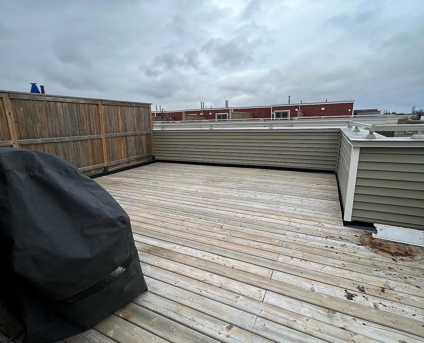 3 bed, $3,599 — Photo 4