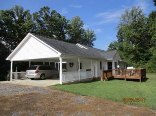 3434 Rocksprings Rd, Ringgold, VA 24586
