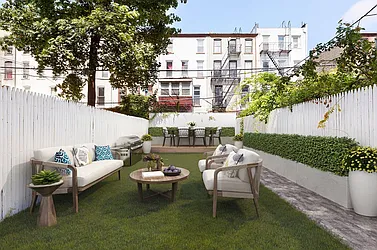 Rented by Century 21 Metropolitan