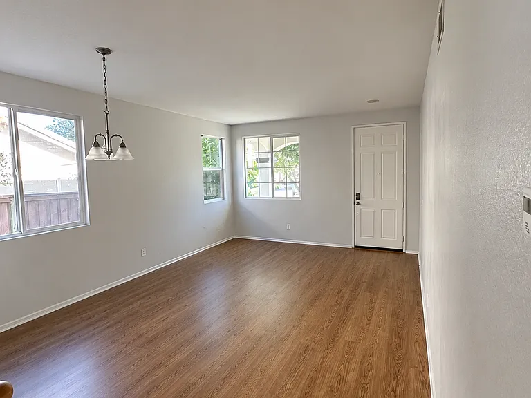 33183 Romance Pl — Photo 3