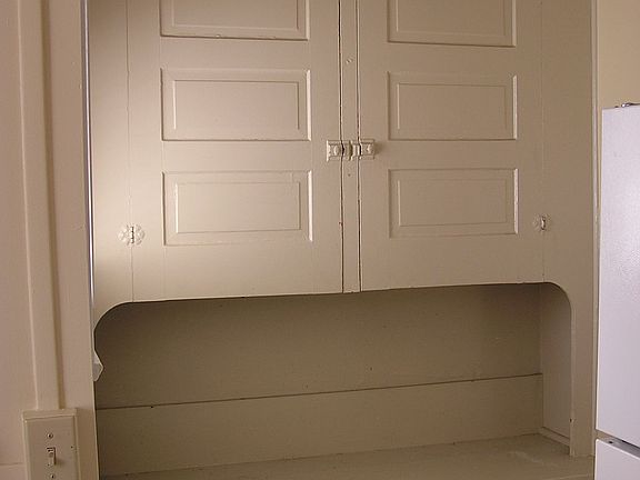 Kitchen built-in