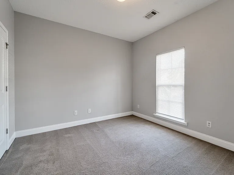 355 High Meadows Pl — Photo 10