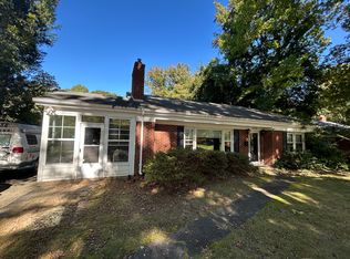 2221 Arnold Dr, Charlotte, NC 28205