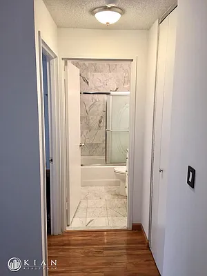 Rented by Kian Realty | media 7