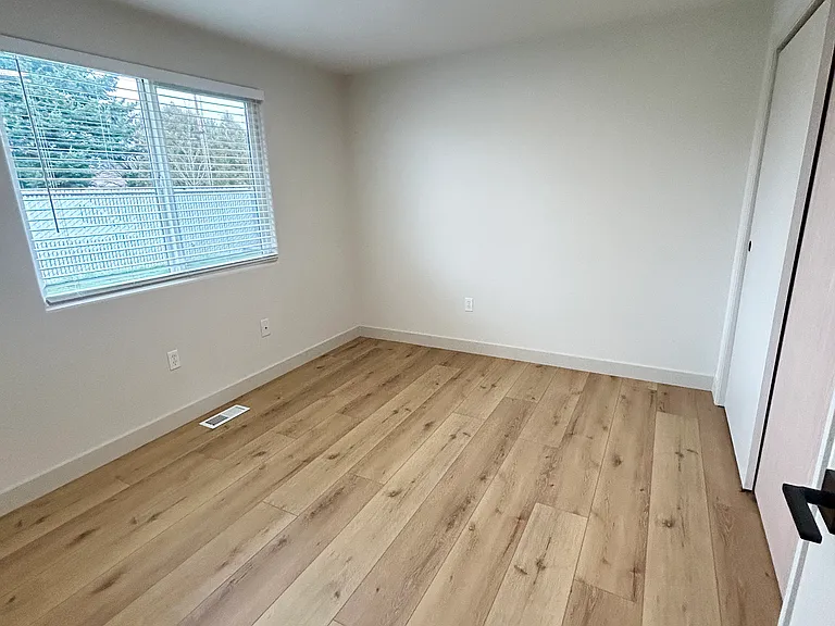 7505 NE 135th Ave #B — Photo 33