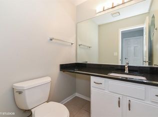 1310 Brunswick Ct, Elgin, IL 60120