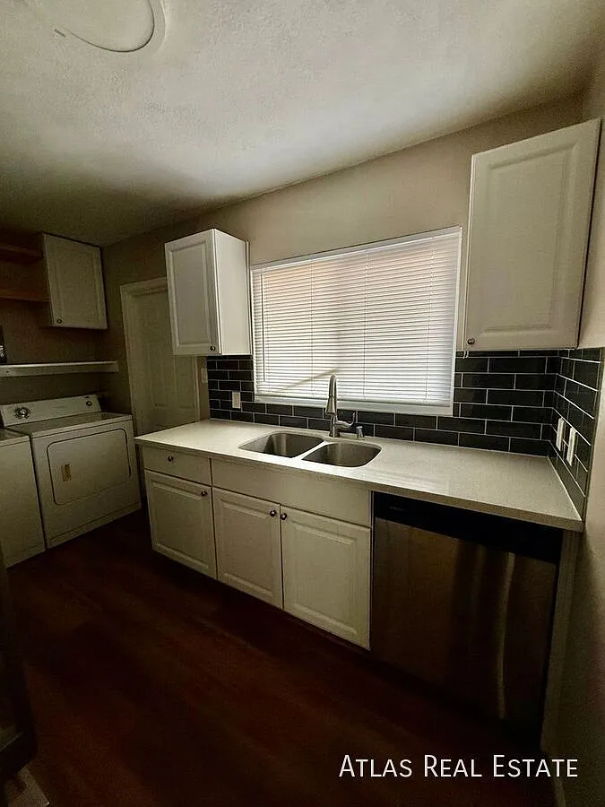 Ready For Move In! | Cozy One-Story, 2-Bedroom Home Near Downtown Las Vegas! — Photo 3