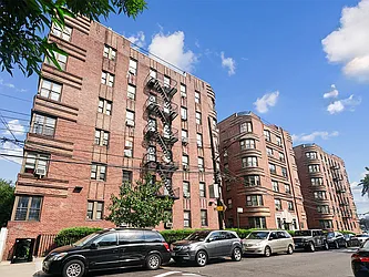 Cedar Arms at 2175 Cedar Avenue in University Heights