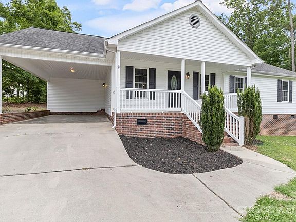 2nd image of 1802 Creekstone Ct