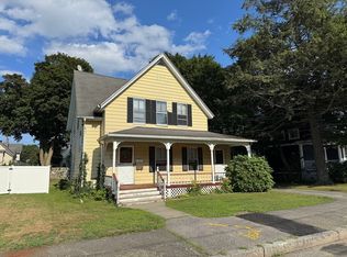 35 Agate Ave, Worcester, MA 01604