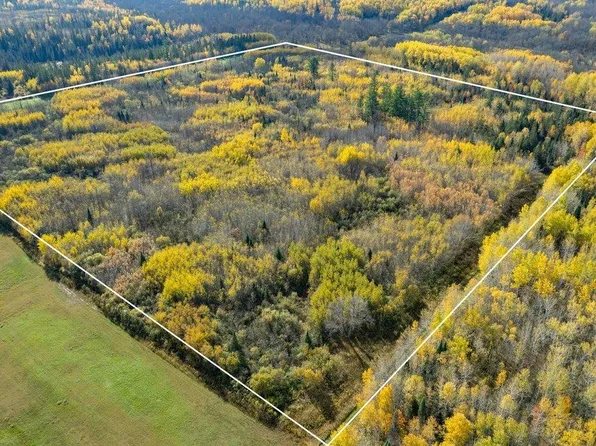 E Kronberg Rd, Superior, WI 54880