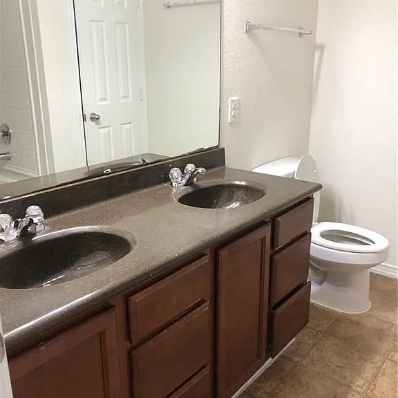 14320 Lake Victor Dr — Photo 18
