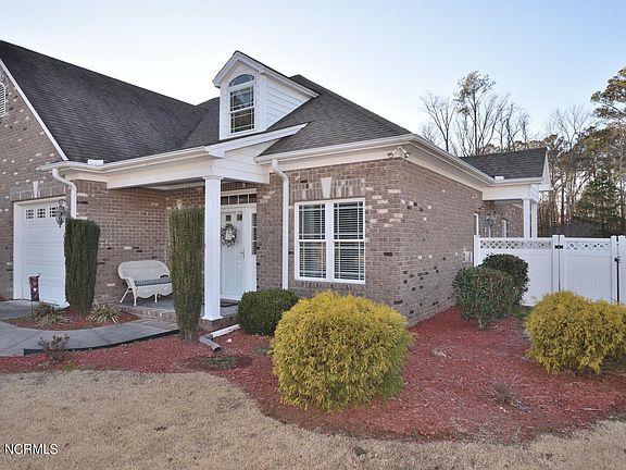 3rd image of 318 Braylock Drive
