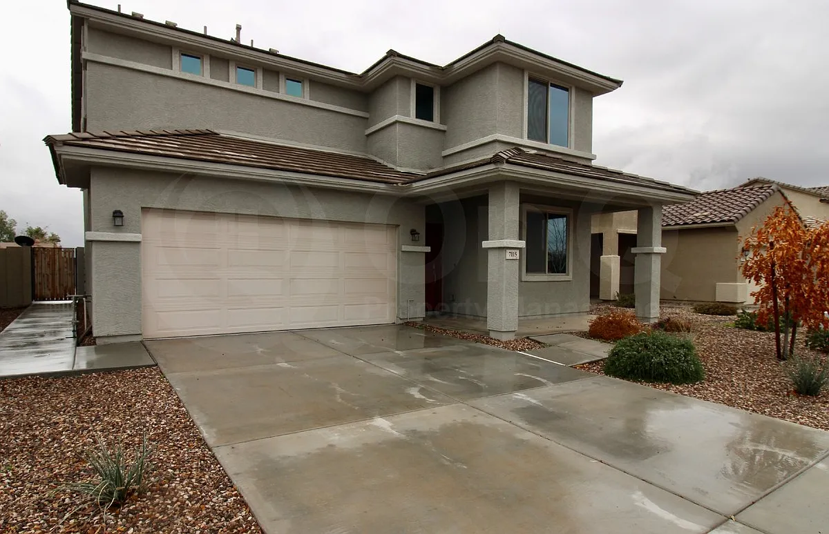 5 bed, 3.0 bath, 1986 sqft, $2,750 — Photo 3