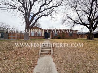 304 Clary Dr, Mesquite, TX 75149