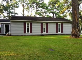 209 Country Rd, Jacksonville, NC 28546