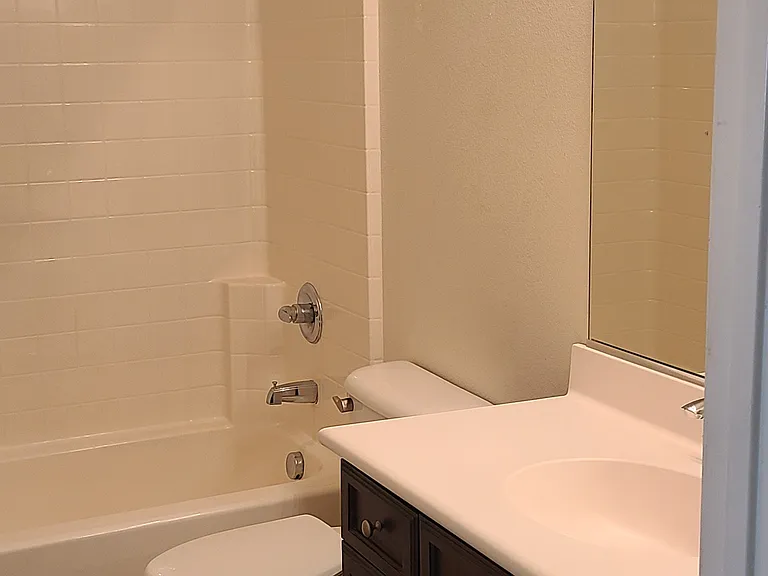 13246 Milton St — Photo 25
