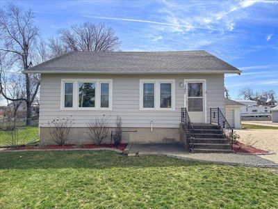 107 1st Ave E, Worthington, IA, 52078