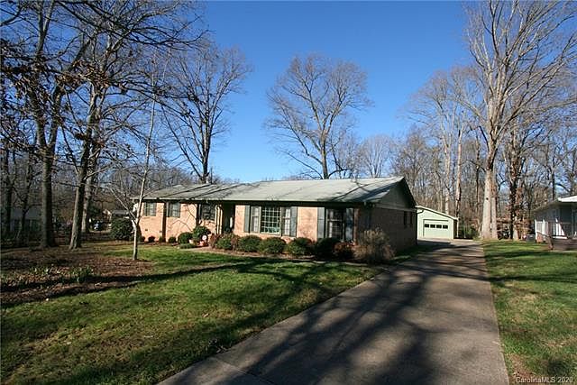 1st image of 6521 Havenlock Pl