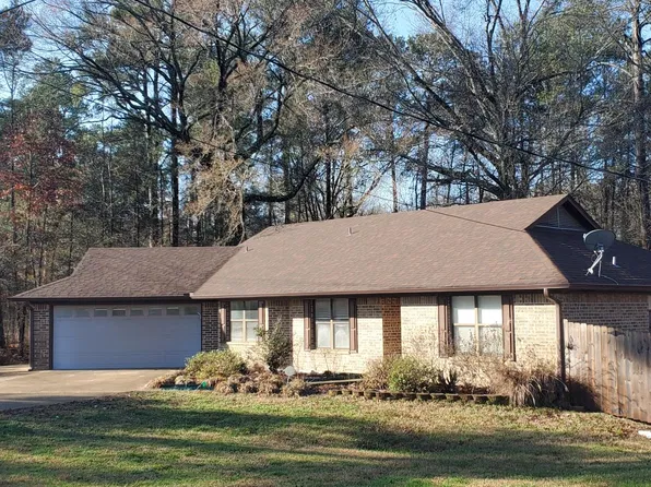 1113 Warren Dr, Marshall, TX 75672