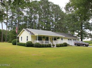1140 Tart Rd, Clarkton, NC 28433