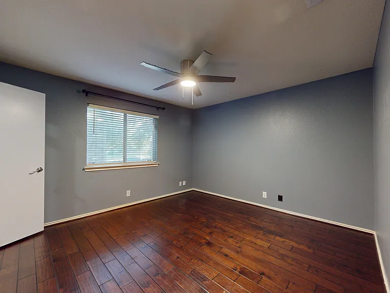 1009 Crimson Cove Dr — Photo 21