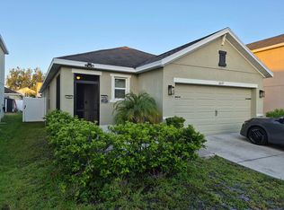 10119 Mangrove Well Rd, Sun City Center, FL 33573