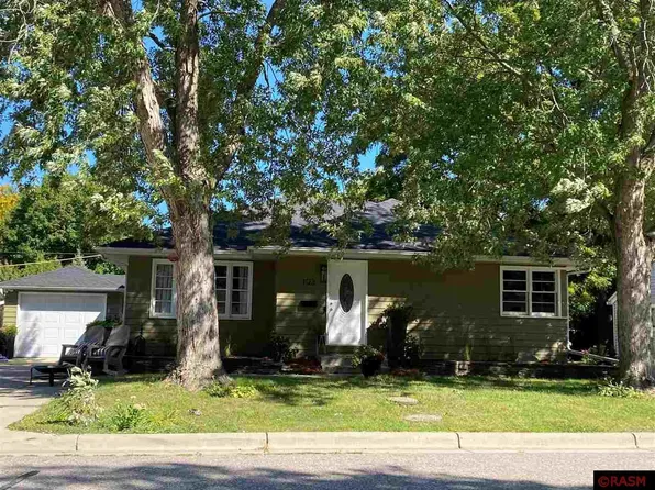 1123 Highland Ave, Mankato, MN 56001