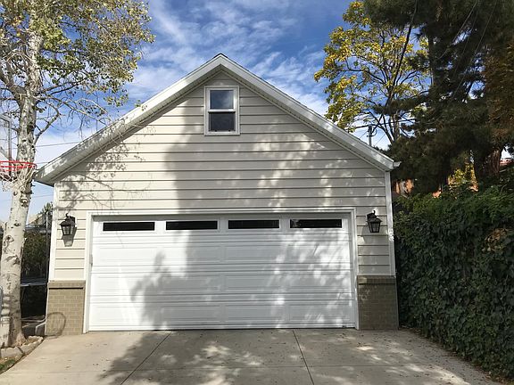 4th image of 2441 E Wilson Ave