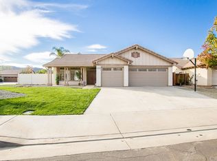 42163 Weeping Willow Ln, Murrieta, CA 92562