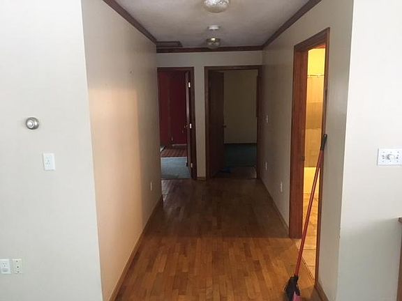 hall view to bedrooms