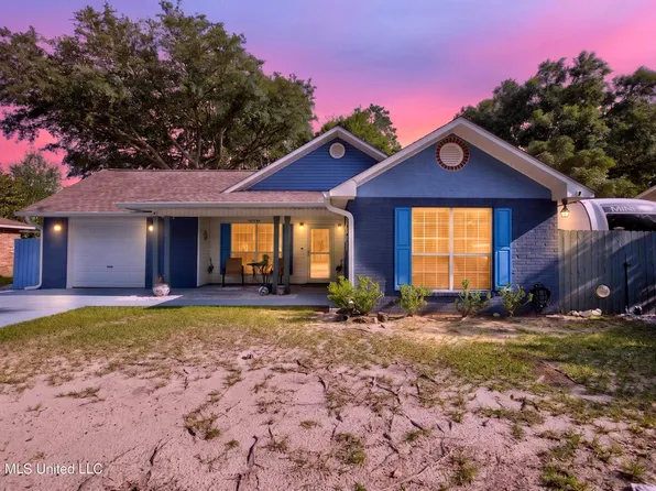 9117 Barnacle Blvd, Ocean Springs, MS 39564