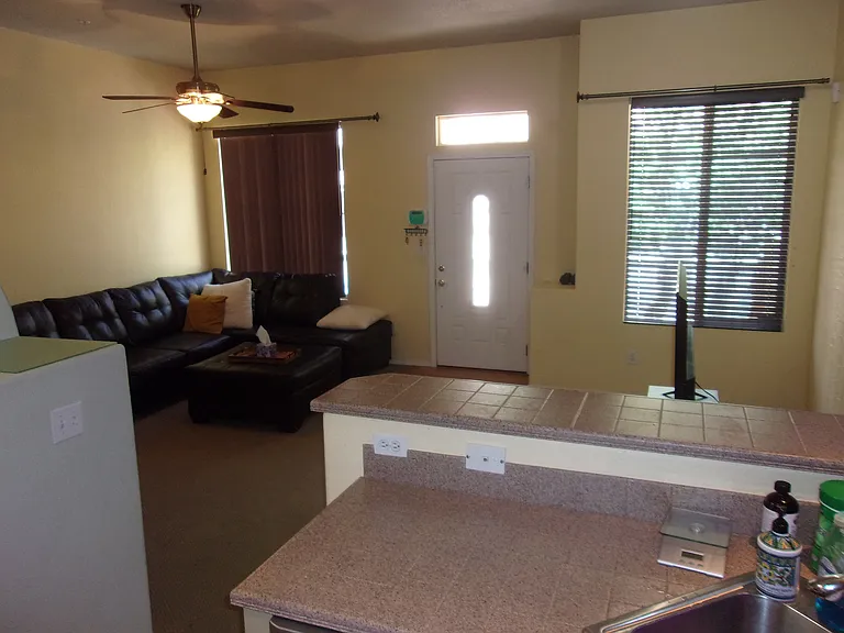1456 Courtyard Hts — Photo 9