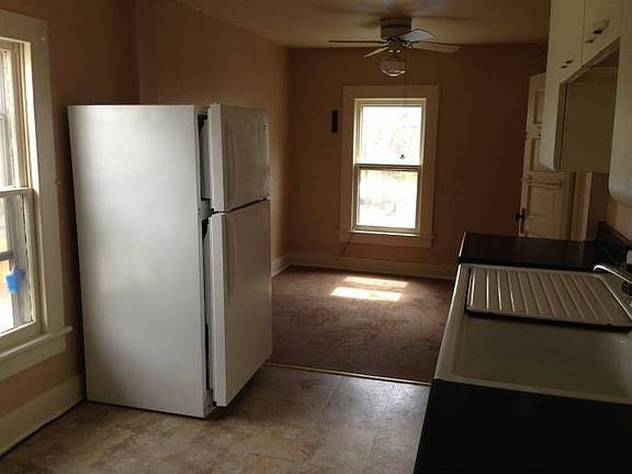 kitchen 2nd floor