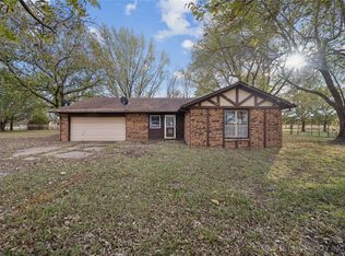 15482 E 370th Rd, Claremore, OK 74017