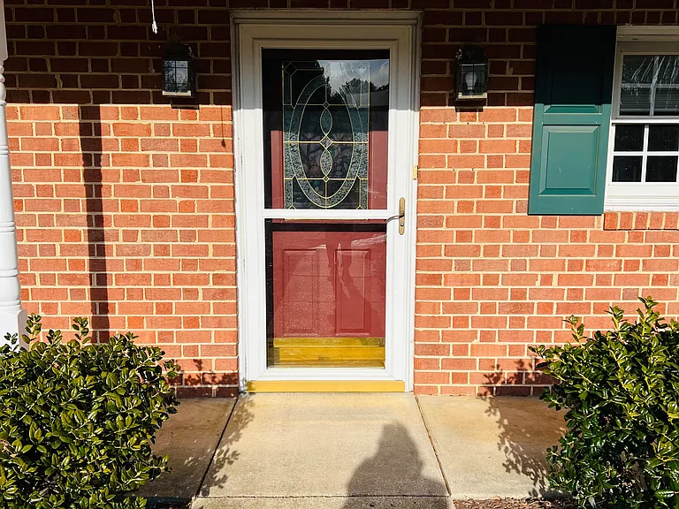 1427 New Burton Rd — Photo 3