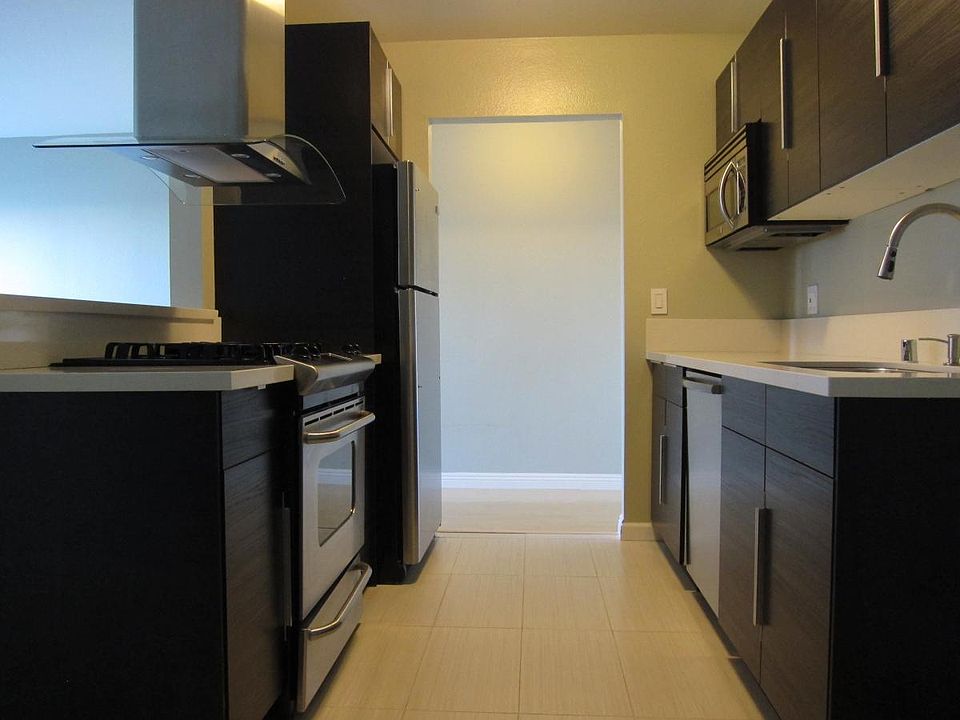 Fully renovated kitchen