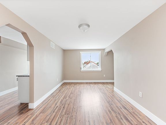 2nd image of 416 Greenwell Ave APT 4