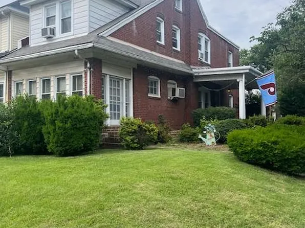 4327 Disston St, Philadelphia, PA 19135