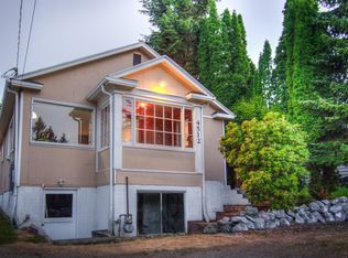 4512 Cable St, Bellingham, WA 98229