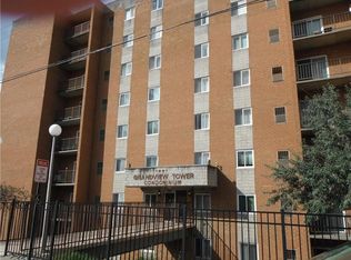 1001 Grandview Ave APT 1007, Bridgeville, PA 15017