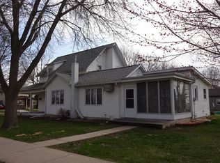 302 S 6th St, Lake City, MN 55041