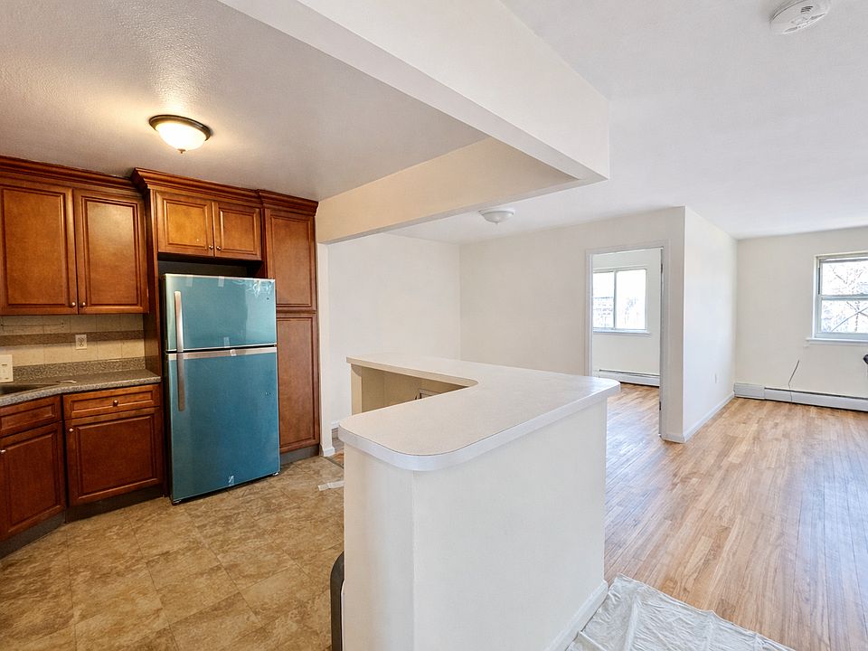 1st image of 2235 38th Street # Fl 3rd