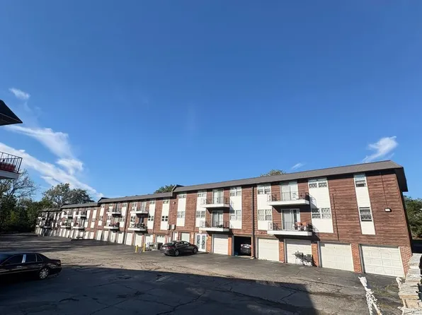 Peoria Place Apartments