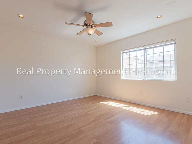 3248 W. 111th Street — Photo 14