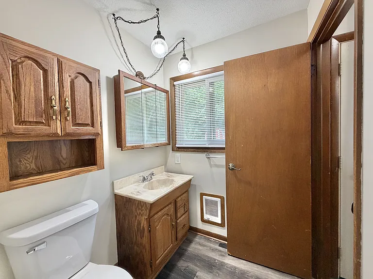 2437 S Country Ln — Photo 7