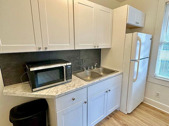 5th image of 103 NW 10th St #6