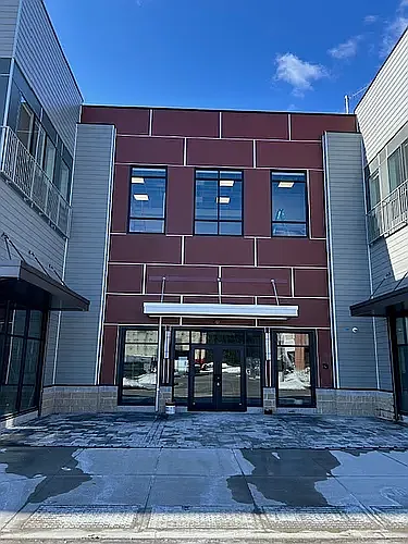 Residences at Sharon Gallery — Photo 113