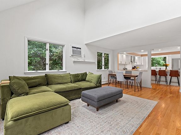 3rd image of 155 Prospect St